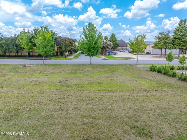 133 Stonehurst Drive, Youngsville, LA 70592
