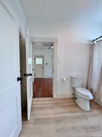 830 TEXAS AVE, San Antonio, TX 78201