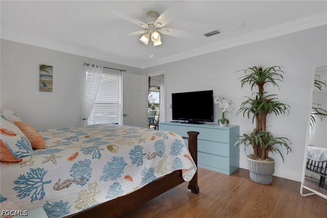 2302 SW 27th TER, Cape Coral, FL 33914