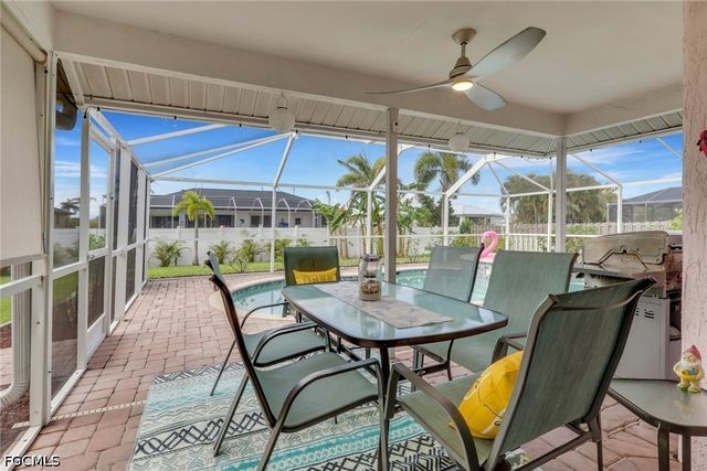 2302 SW 27th TER, Cape Coral, FL 33914