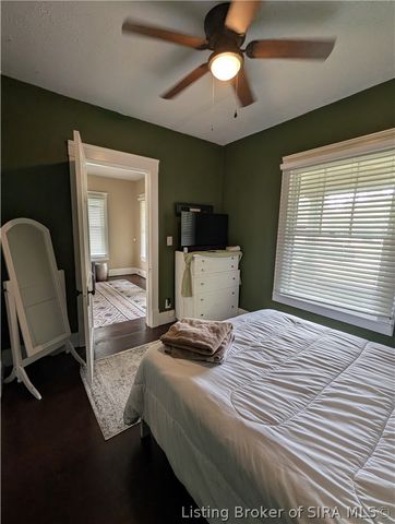 112 E Harrison Avenue, Clarksville, IN 47129
