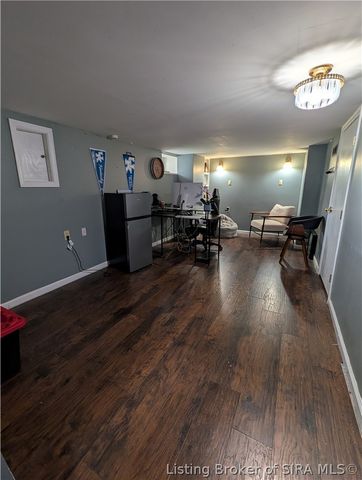 112 E Harrison Avenue, Clarksville, IN 47129