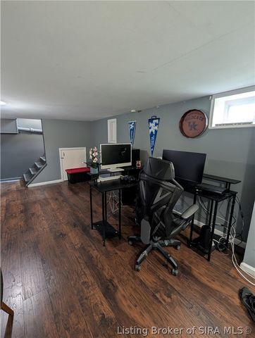 112 E Harrison Avenue, Clarksville, IN 47129