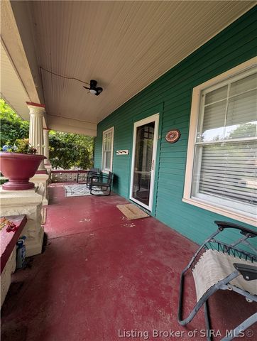 112 E Harrison Avenue, Clarksville, IN 47129