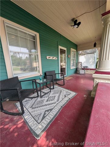 112 E Harrison Avenue, Clarksville, IN 47129