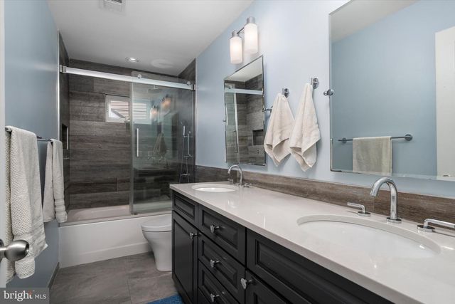 1233 PARK ST, Robbinsville, NJ 08691