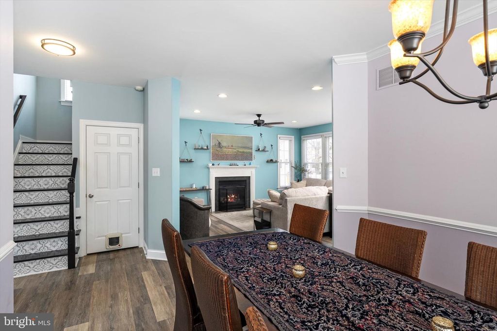 Image 14 of property listing at 1233 PARK ST, Robbinsville, NJ 08691