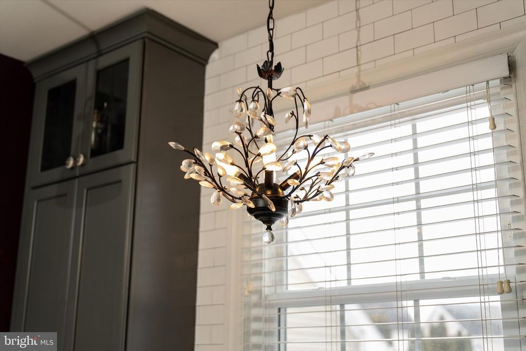 Image 23 of property listing at 1233 PARK ST, Robbinsville, NJ 08691