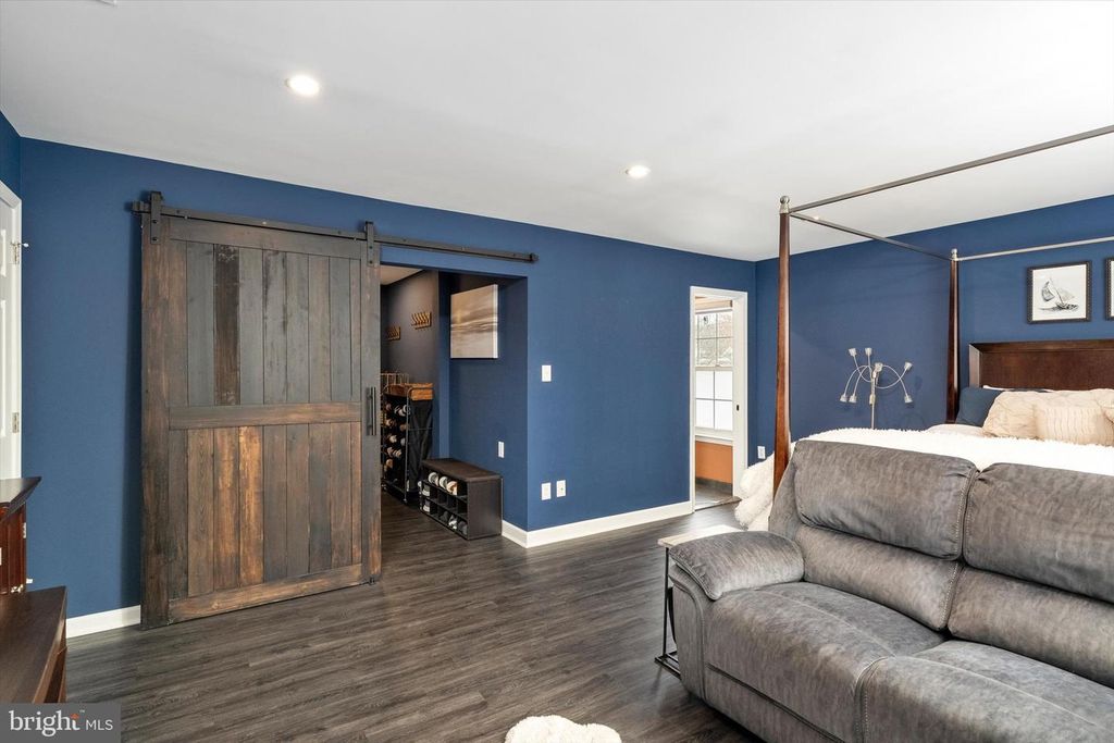 Image 37 of property listing at 1233 PARK ST, Robbinsville, NJ 08691