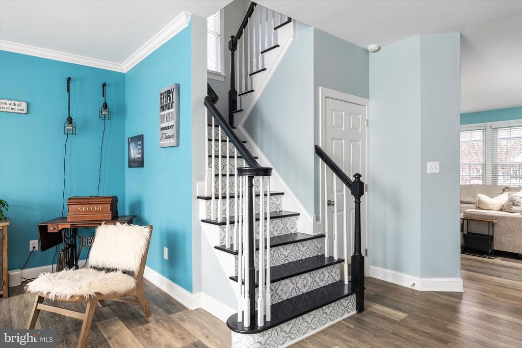 Image 7 of property listing at 1233 PARK ST, Robbinsville, NJ 08691