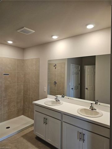 336 NW 15th TER, Cape Coral, FL 33993