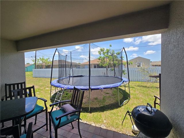 336 NW 15th TER, Cape Coral, FL 33993