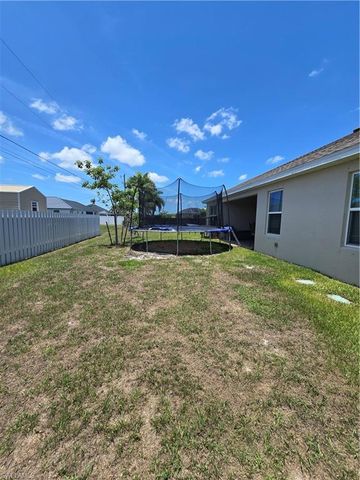 336 NW 15th TER, Cape Coral, FL 33993
