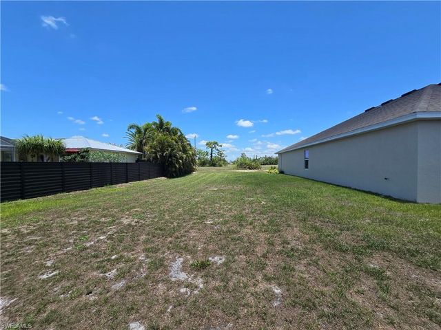 336 NW 15th TER, Cape Coral, FL 33993