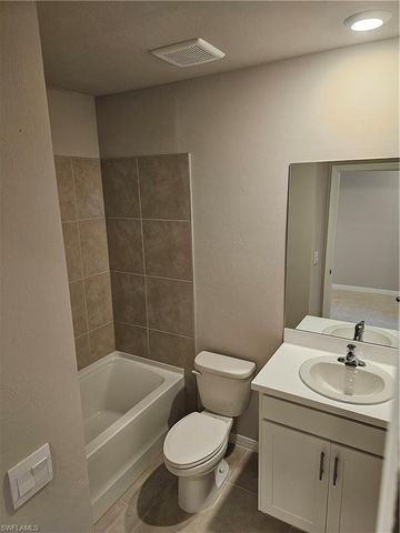 336 NW 15th TER, Cape Coral, FL 33993