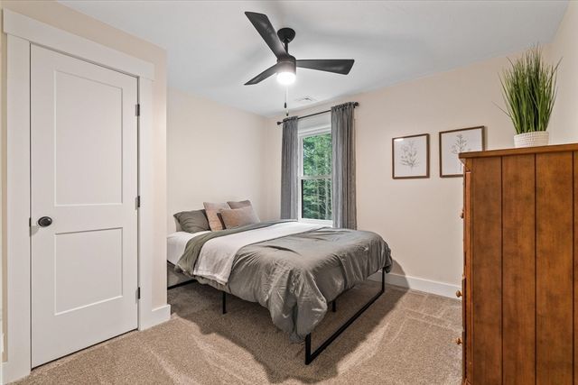 50 Hillside Dr, Sturbridge, MA 01566