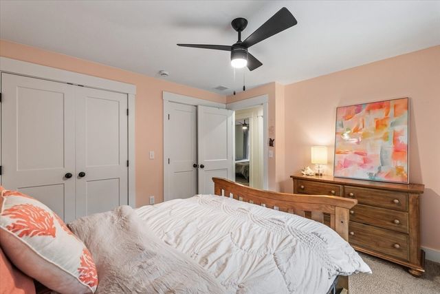 50 Hillside Dr, Sturbridge, MA 01566