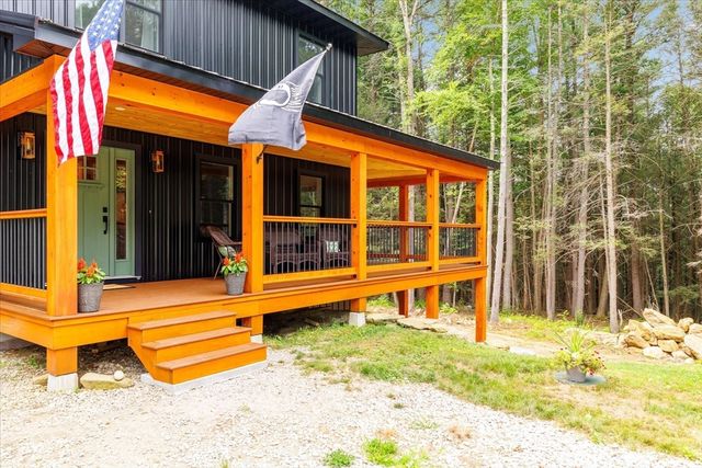50 Hillside Dr, Sturbridge, MA 01566