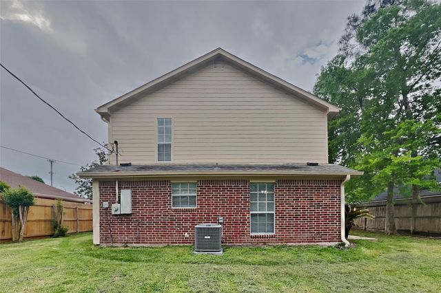 1514 Chestnut Lane, Richmond, TX 77469