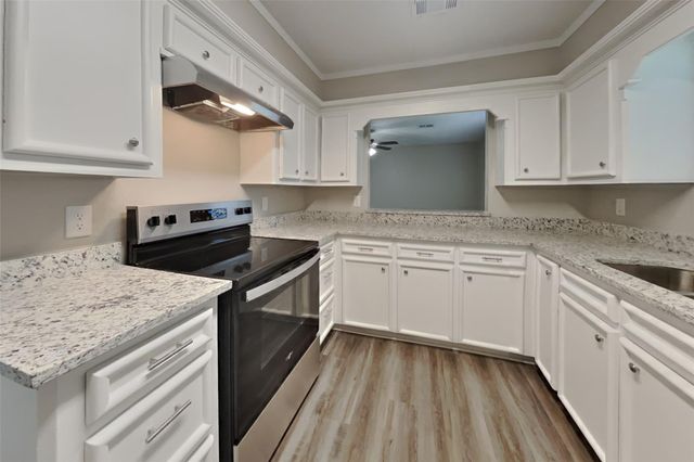 1514 Chestnut Lane, Richmond, TX 77469