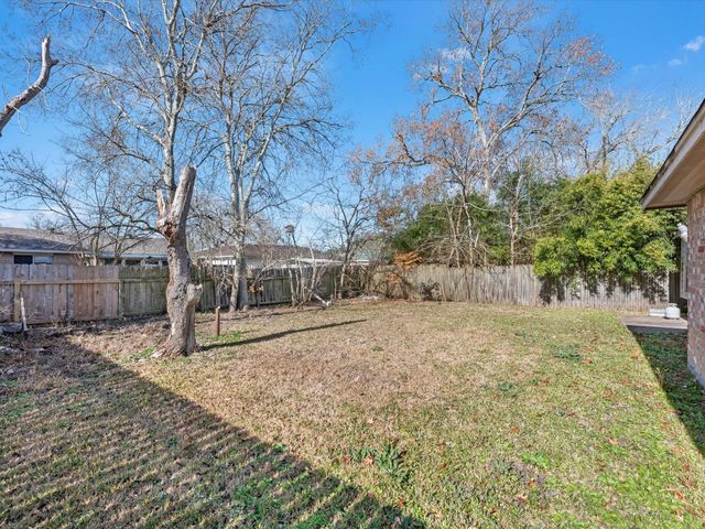 16810 Barcelona Dr Drive, Friendswood, TX 77546