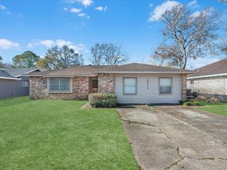 16810 Barcelona Dr Drive, Friendswood, TX 77546