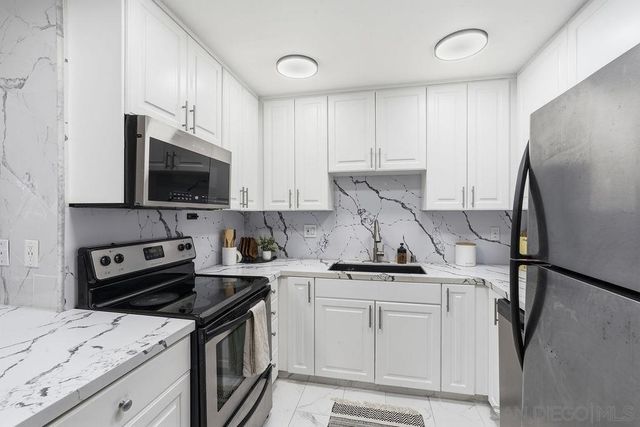 10026 Maya Linda Rd 6203, San Diego, CA 92126