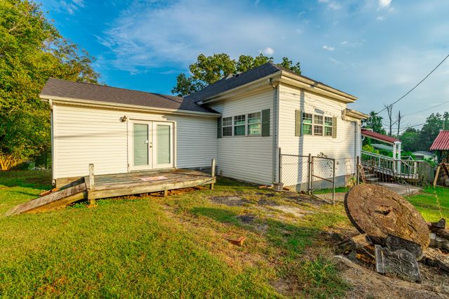 287 S Oak Street, Whitwell, TN 37397