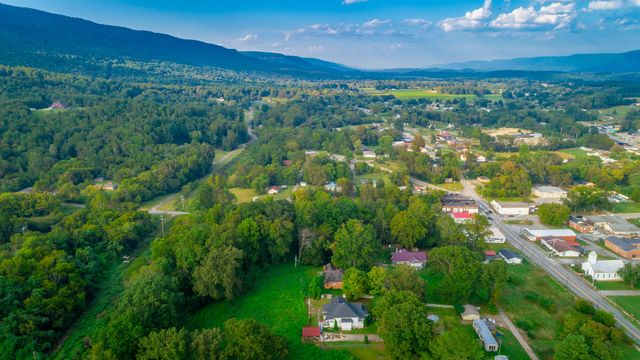 287 S Oak Street, Whitwell, TN 37397