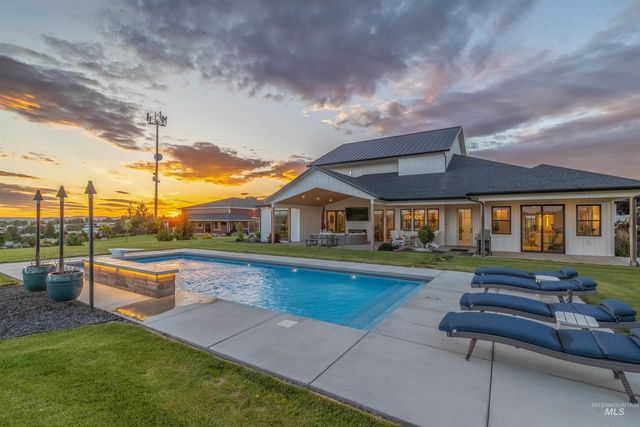 1556 Richardson Ave, Lewiston, ID 83501