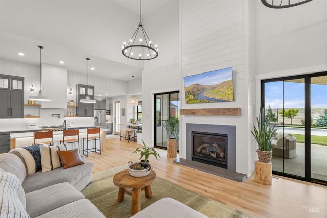 1556 Richardson Ave, Lewiston, ID 83501