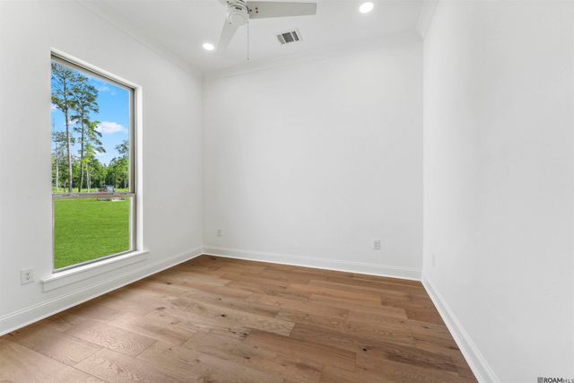 9085 Hillon Hood Rd, Denham Springs, LA 70726