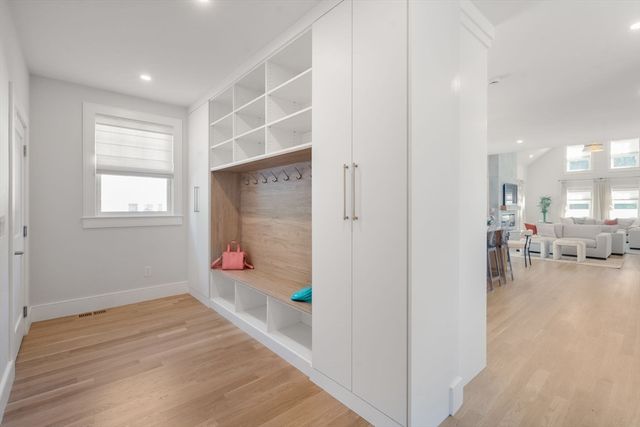 265 Weston Rd, Wellesley, MA 02482