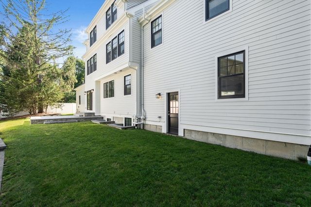 265 Weston Rd, Wellesley, MA 02482