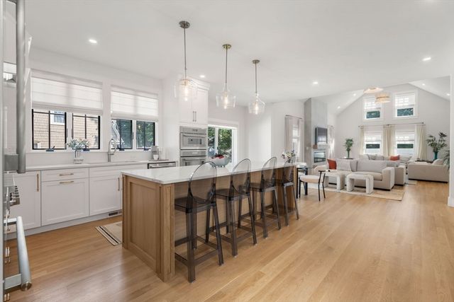 265 Weston Rd, Wellesley, MA 02482