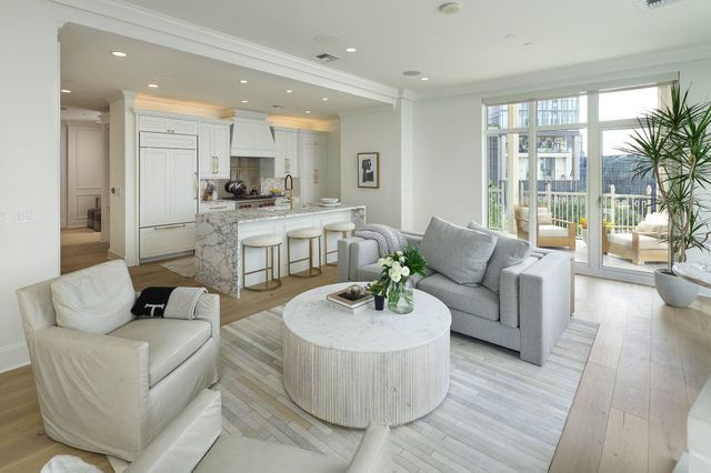 2555 N Pearl Street 505, Dallas, TX 75201