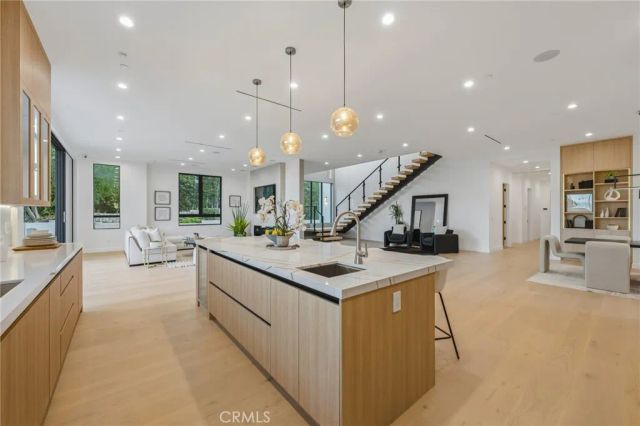 4331 Alonzo, Encino, CA 91316