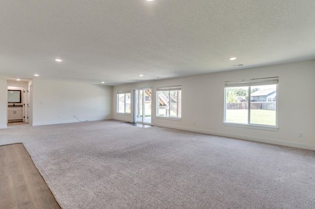 2613 E Thunder Cir, Wichita, KS 67219