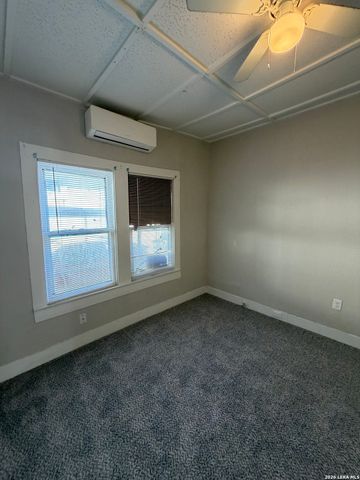 105 Heflin, San Antonio, TX 78210