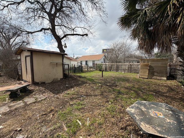 105 Heflin, San Antonio, TX 78210