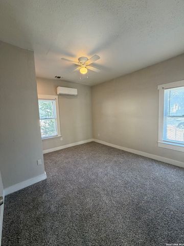 105 Heflin, San Antonio, TX 78210