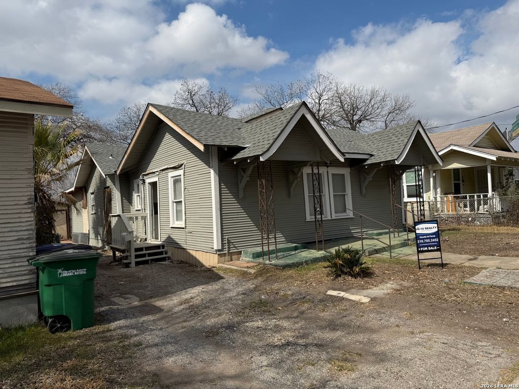 105 Heflin, San Antonio, TX 78210