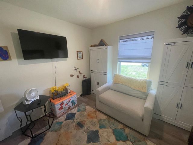 5226 FARMINGTON AVENUE, North Port, FL 34288