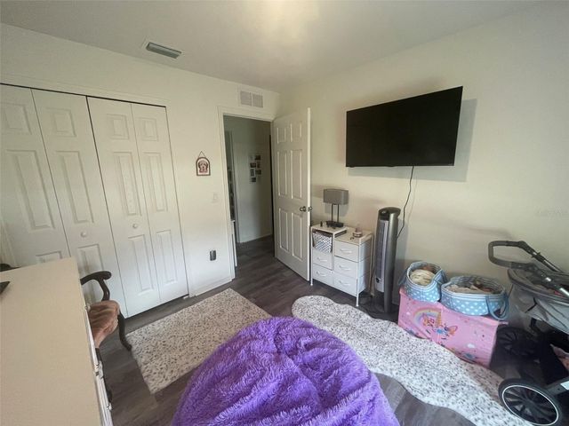 5226 FARMINGTON AVENUE, North Port, FL 34288