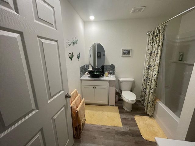 5226 FARMINGTON AVENUE, North Port, FL 34288