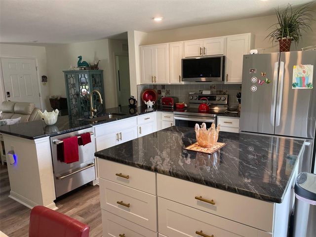 5226 FARMINGTON AVENUE, North Port, FL 34288