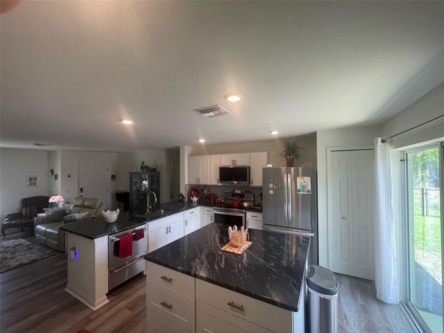 5226 FARMINGTON AVENUE, North Port, FL 34288