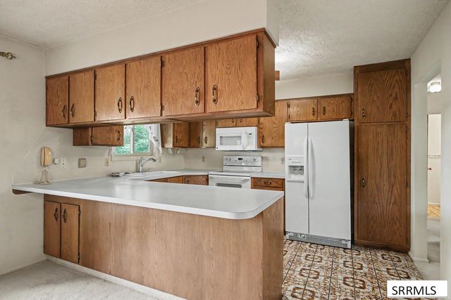 2323 Westcliff Drive, Idaho Falls, ID 83402