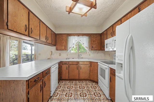2323 Westcliff Drive, Idaho Falls, ID 83402