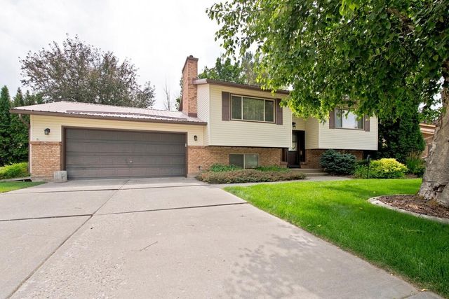 2323 Westcliff Drive, Idaho Falls, ID 83402
